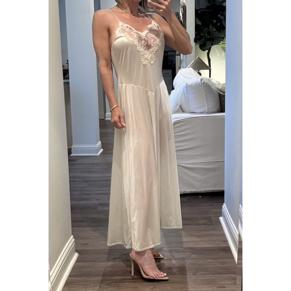 Vintage Victoria's Secret Gold Label Bridal Robe Embellished Slip Gown Ivory - Picture 6 of 16